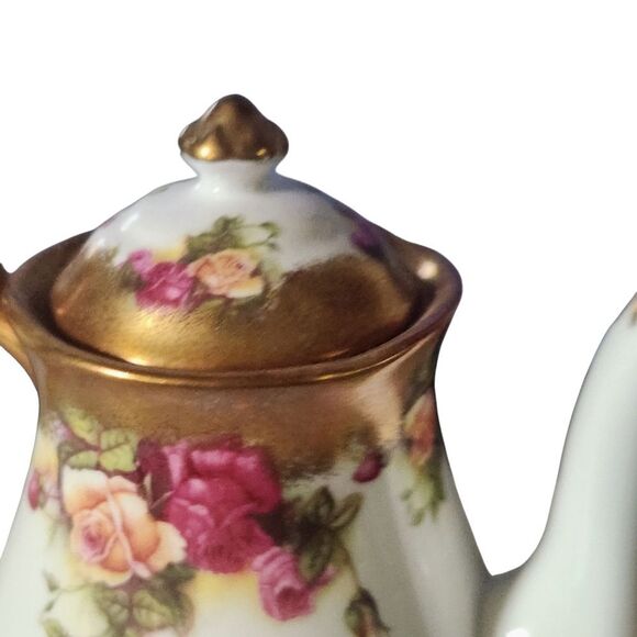Royal Chelsea Golden Rose China Footed Coffee Pot Small England Nice - Picture 5 of 13